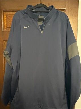 Nike Men's Navy Blue Quarter-Zip Performance Jacket